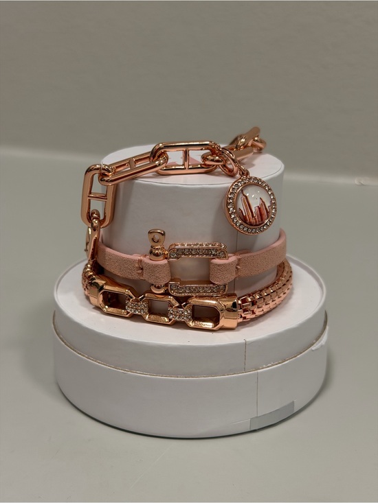 Bomb Party Jewelry - Bomb Party NWT! Rose Gold Bracelet Set - New York Skyline
